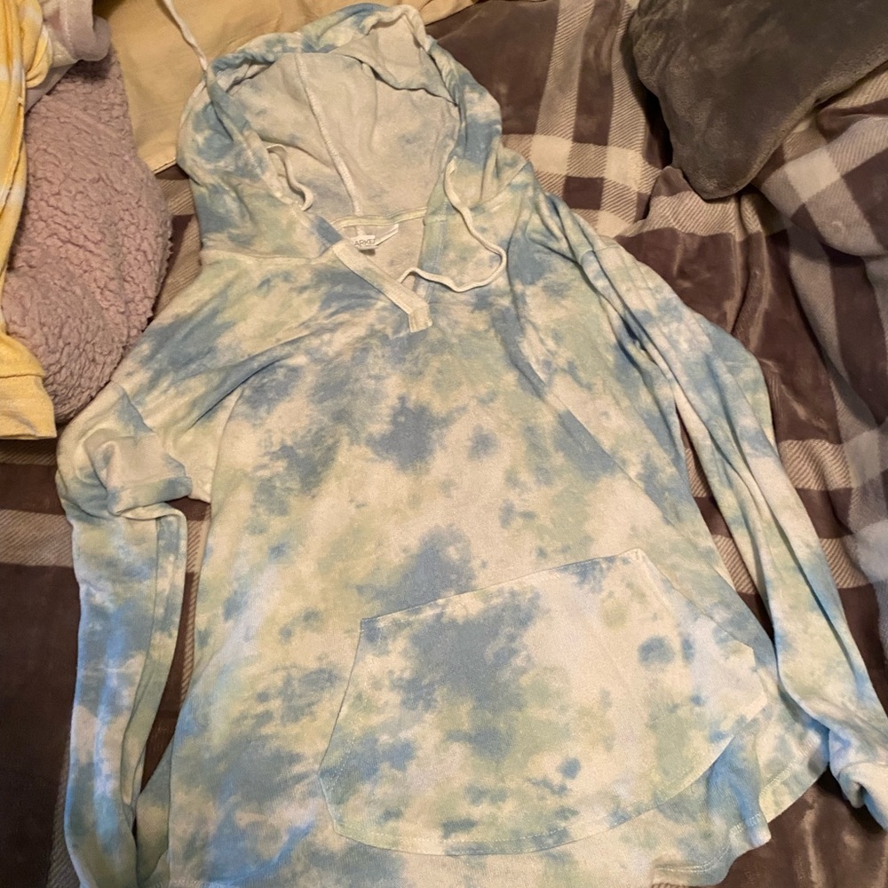 Market and spruce sweater